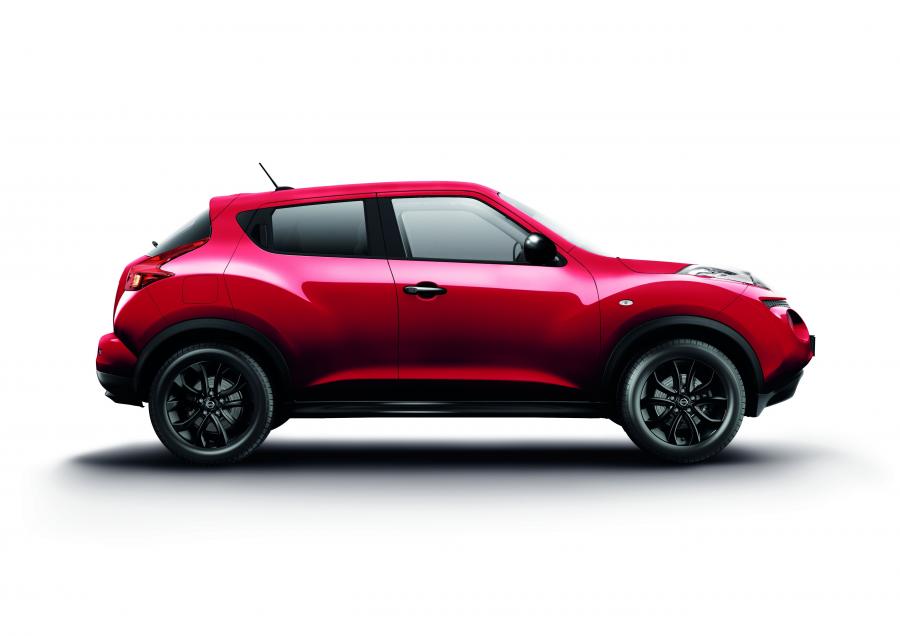  Nissan Juke Kuro Red Limited Edition 2011 года  (фото 2 из 2)